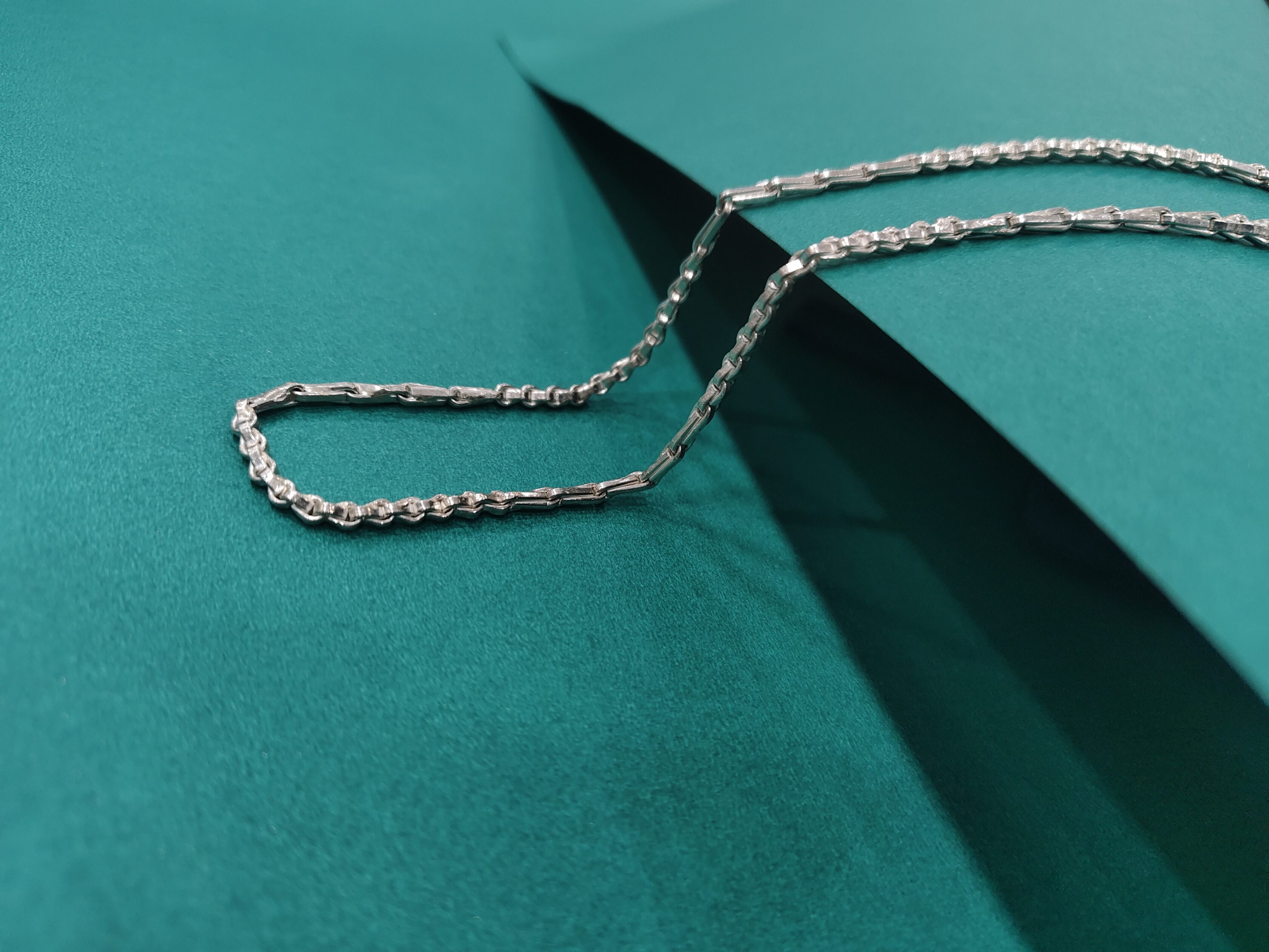 filter: 0; fileterIntensity: 0.0; filterMask: 0; captureOrientation: 0;
algolist: 0;
multi-frame: 1;
brp_mask:0;
brp_del_th:0.0000,0.0000;
brp_del_sen:0.0000,0.0000;
motionR: 0;
delta:null;
bokeh:0;
module: photo;hw-remosaic: false;touch: (0.75960284, 0.7622617);sceneMode: 8;cct_value: 0;AI_Scene: (-1, -1);aec_lux: 234.10785;aec_lux_index: 0;albedo:  ;confidence:  ;motionLevel: 0;weatherinfo: null;temperature: 38;