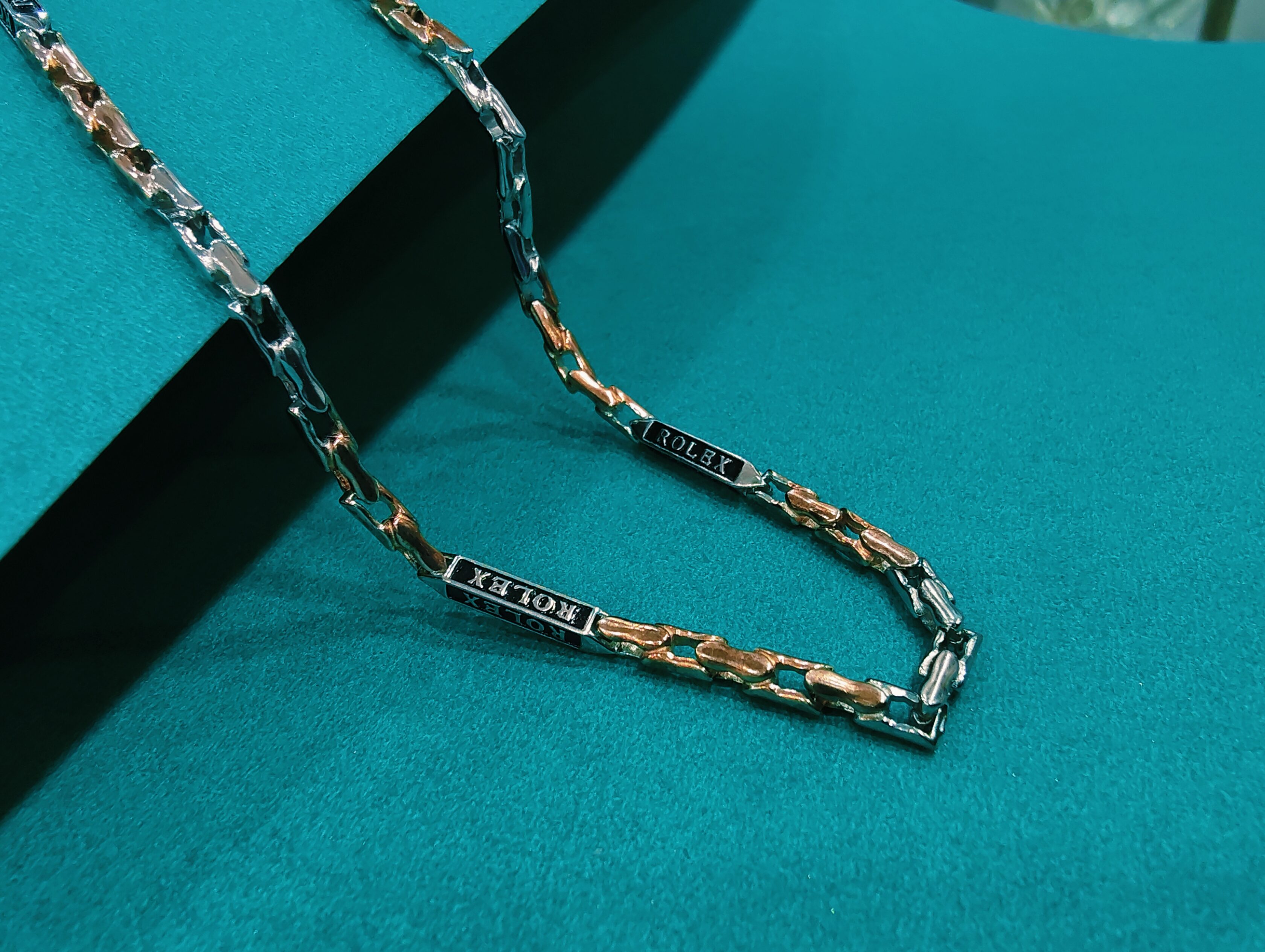 filter: 109; fileterIntensity: 0.8; filterMask: 0; captureOrientation: 0;
algolist: 0;
multi-frame: 1;
brp_mask:0;
brp_del_th:0.0000,0.0000;
brp_del_sen:0.0000,0.0000;
motionR: 0;
delta:null;
bokeh:0;
module: photo;hw-remosaic: false;touch: (0.34603176, 0.4140474);sceneMode: 8;cct_value: 0;AI_Scene: (-1, -1);aec_lux: 234.83841;aec_lux_index: 0;albedo:  ;confidence:  ;motionLevel: 0;weatherinfo: null;temperature: 39;